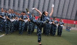 吃瓜军训跳舞女孩免费无码,吃瓜群众见证青春活力瞬间