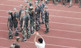 吃瓜军训跳舞女孩免费无码,吃瓜群众见证青春活力瞬间