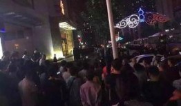 娱乐爆料现场图片,明星瞬间曝光，精彩瞬间尽收眼底